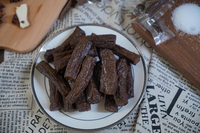 手撕风干牛肉200G（盒装）